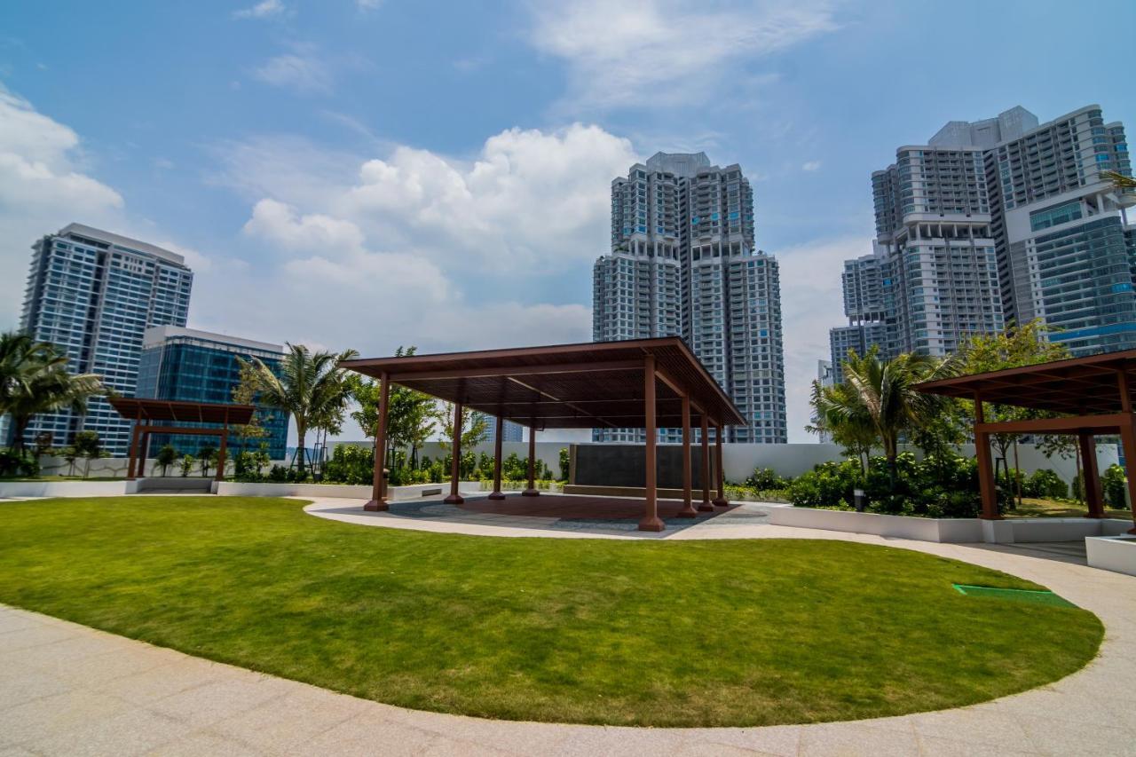 Almas Suites By Subhome Nusajaya  Exteriér fotografie